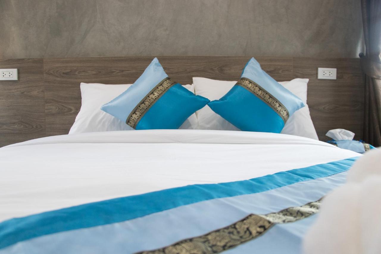 เผือกแต้ม บูทิก โฮเทล Hotel เชียงใหม่ ภายนอก รูปภาพ